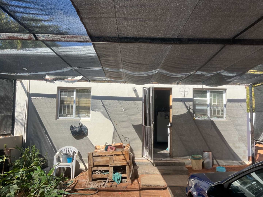 4 Bedroom Property for Sale in Middelpos Northern Cape
